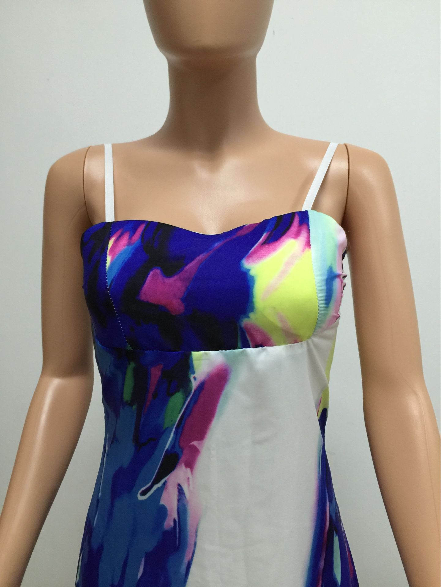 Damen-Sling-Bandeau-Kleid mit Digitaldruck und Hosenträgerkleidern