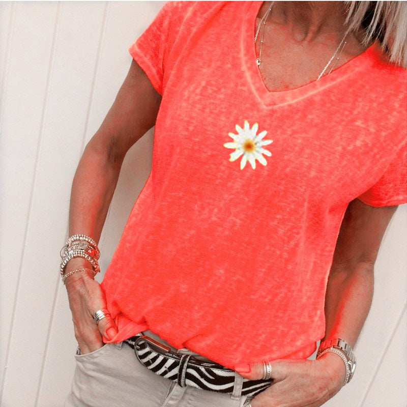 Women's V-neck Little Daisy Knitted Short-sleeved T-shirts Blouses