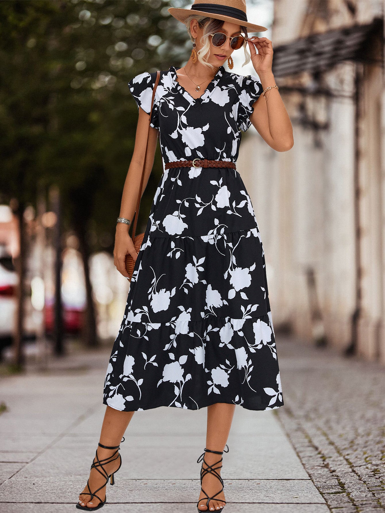 Graceful Stylish V-neck Printed Flying Sleeves Dresses