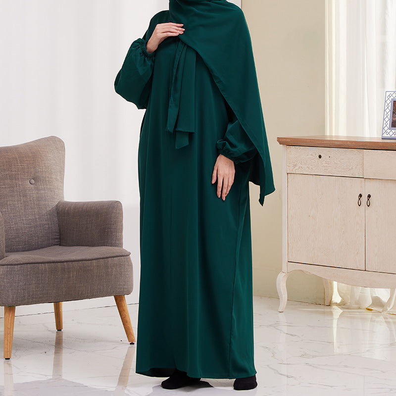 Damen-Stil mit langen Kleidern mit Kopftuch-Robe