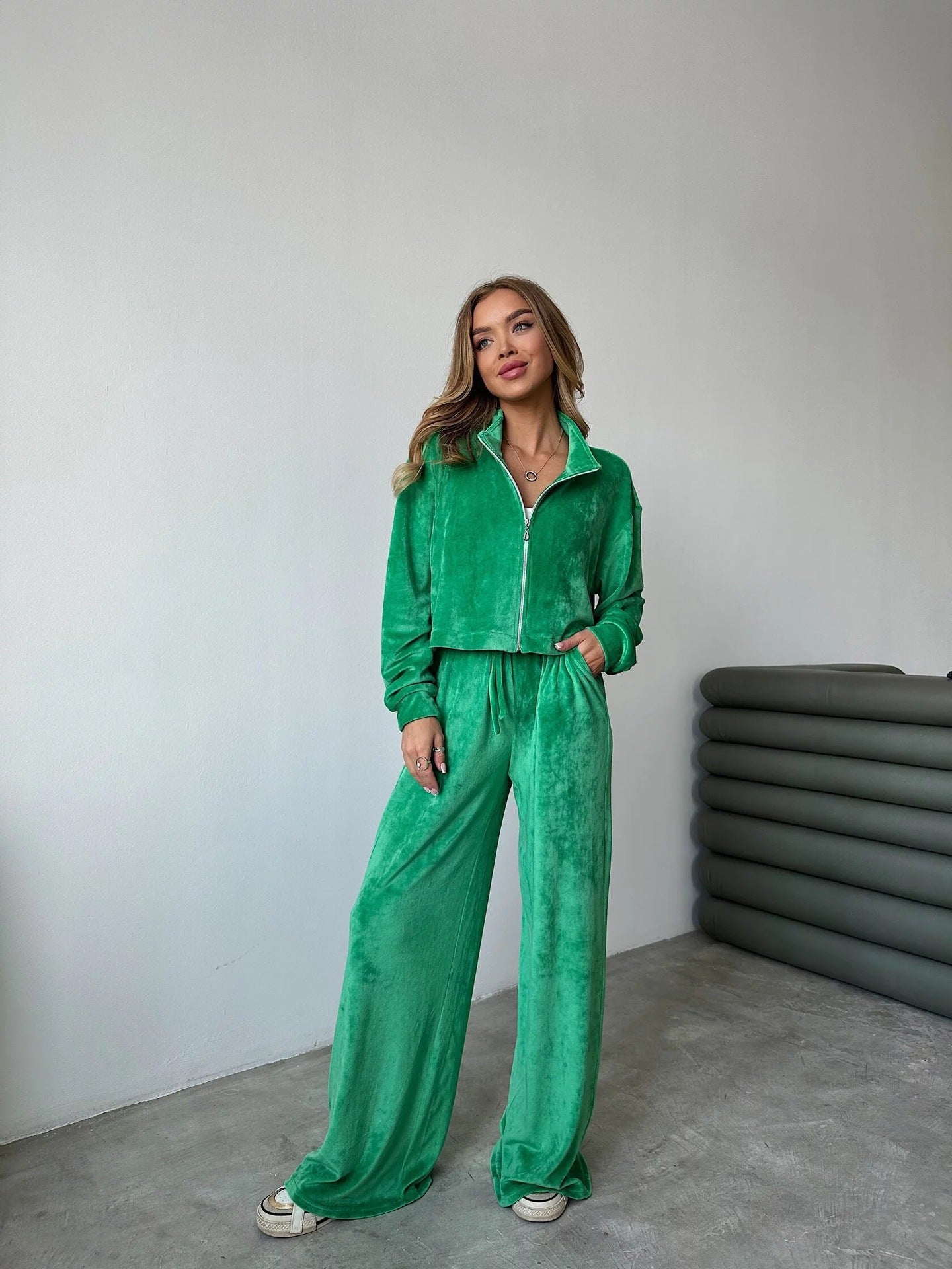 Women's Long-sleeved Loose Zip Casual Pocket Two-piece Suits