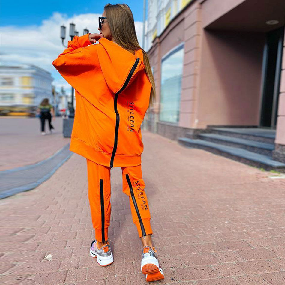 Costumes à longue fermeture éclair sur le devant et le dos pour femmes