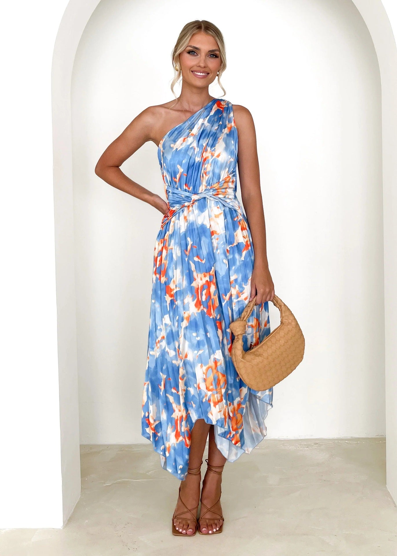 Sexy Temperament Printed Pleated Shoulder Swing Dresses