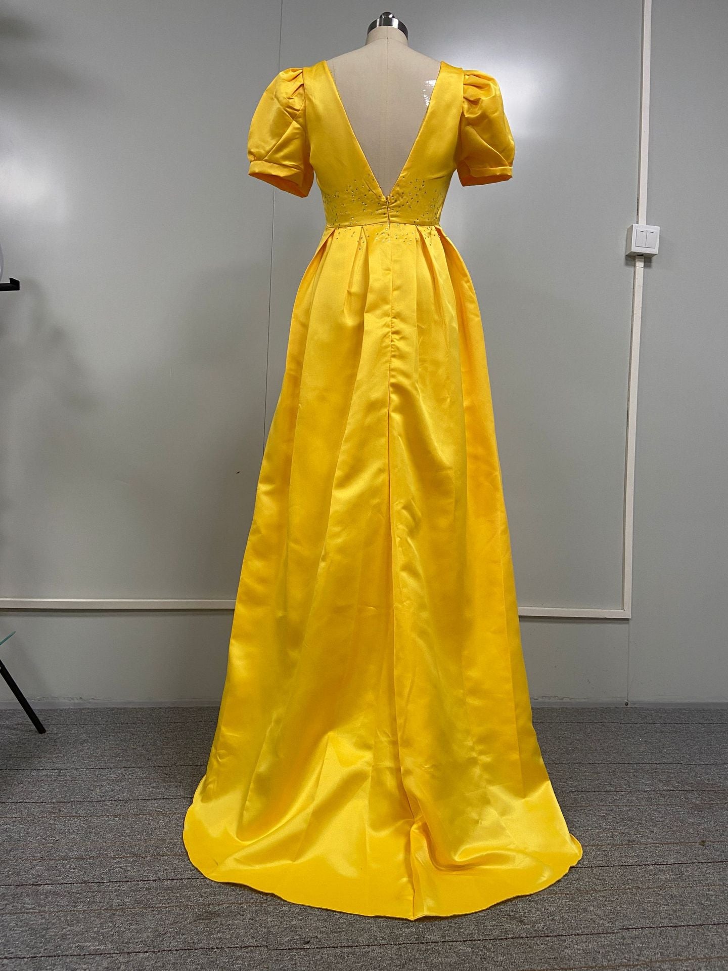 Fashion Large Yellow Long V-neck High Dresses