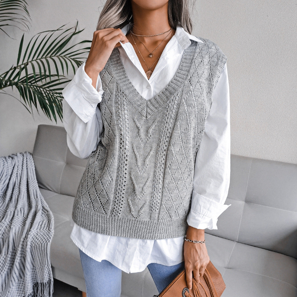 Comfortable Women's Hollow Twist V-neck Knitted Sweaters