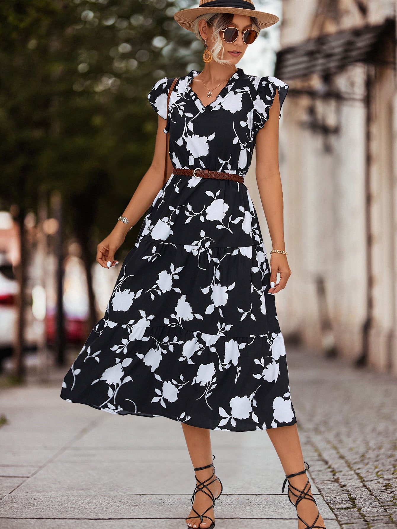 Graceful Stylish V-neck Printed Flying Sleeves Dresses